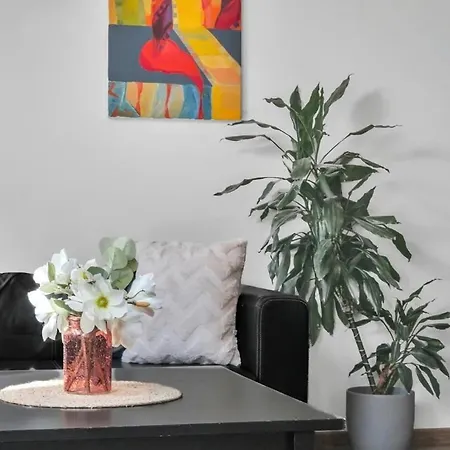Old Town Amber Penthouse *