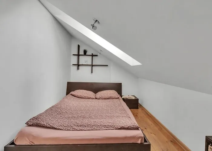 Old Town Amber Penthouse *