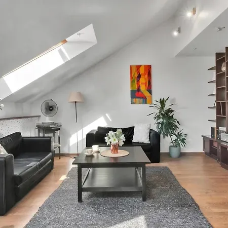 Old Town Amber Penthouse Апартаменты